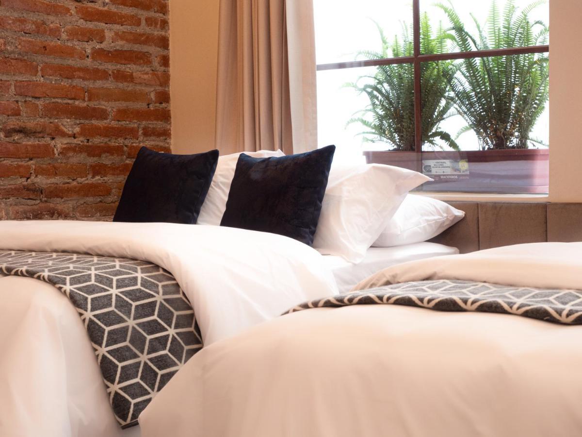 Wanderlot - Hotel Plaza Central Riobamba Eksteriør bilde