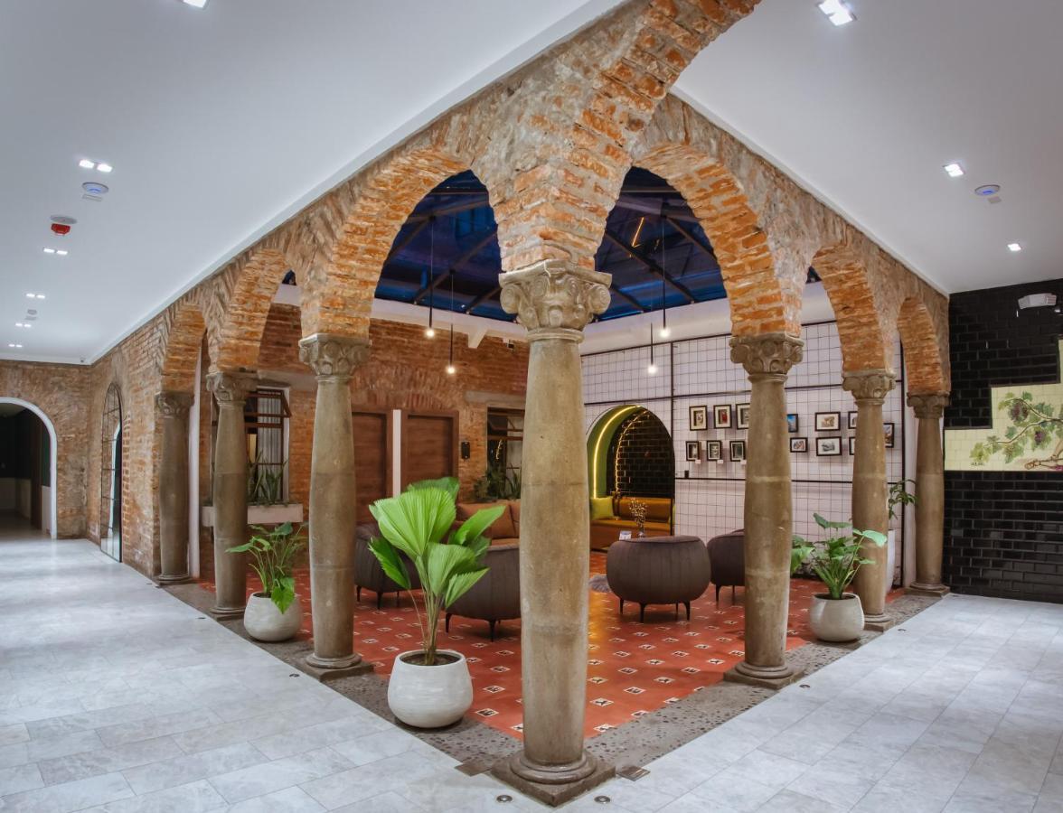 Wanderlot - Hotel Plaza Central Riobamba Eksteriør bilde