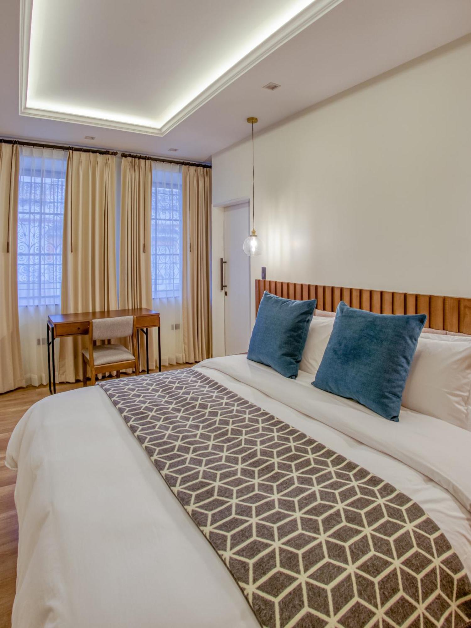 Wanderlot - Hotel Plaza Central Riobamba Eksteriør bilde